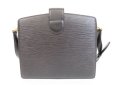 Photo2: LOUIS VUITTON Epi Leather Black Messenger&Cross-body Bag Capucines #4065 (2)