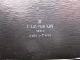 Photo10: LOUIS VUITTON Epi Leather Black Messenger&Cross-body Bag Capucines #4103