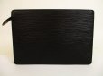 Photo2: LOUIS VUITTON Epi Leather Blacks Clutch Bag Purse Pochette Homme #4867 (2)