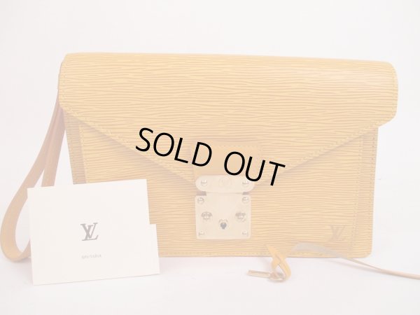 Photo1: LOUIS VUITTON Epi Leather Yellow Clutch Bag Sellier Dragonne #4941