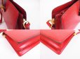 Photo6: LOUIS VUITTON Epi Leather Red Messenger&Cross-body Bag Capucines #4947