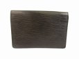 Photo2: LOUIS VUITTON Epi Leather Blacks Clutch Bag Sellier Dragonne #4983 (2)