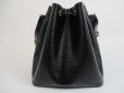 Photo2: LOUIS VUITTON Epi Leather Black Shoulder Bag Purse Petite Noe #5033 (2)