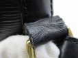 Photo12: LOUIS VUITTON Epi Leather Black Shoulder Bag Purse Noe #5211