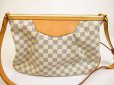 Photo2: LOUIS VUITTON Azur Leather White Messenger&Cross-body Bag Siracusa MM #6023 (2)