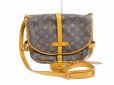 Photo1: LOUIS VUITTON Monogram Leather Brown Crossbody Bag Saumur MM 30 #6359 (1)