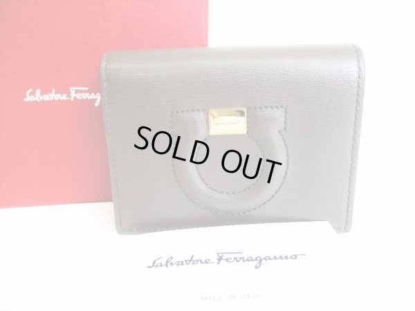 Photo1: Salvatore Ferragamo Gancini Gray Pink Leather Bifold Wallet #8204