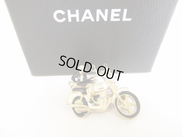 Photo1: CHANEL Vintage CC Logo Mademoiselle Motor Bike Motif Brooch #8935