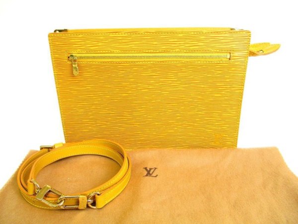 Photo1: LOUIS VUITTON Epi Yellow Leather Clutch Bag Crossbody Bag W/Strap #9462