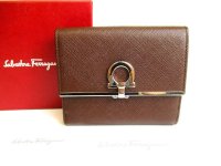 Salvatore Ferragamo Gancini Dark Brown Leather Bifold Wallet #9578