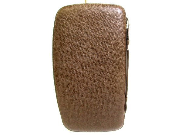 Photo2: LOUIS VUITTON Taiga Dark Brown Leather Round Zip Wallet Travel Case #9593