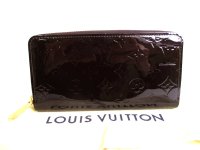 LOUIS VUITTON Vernis Amarante Patent Leather Round Zip Zippy Wallet #9650