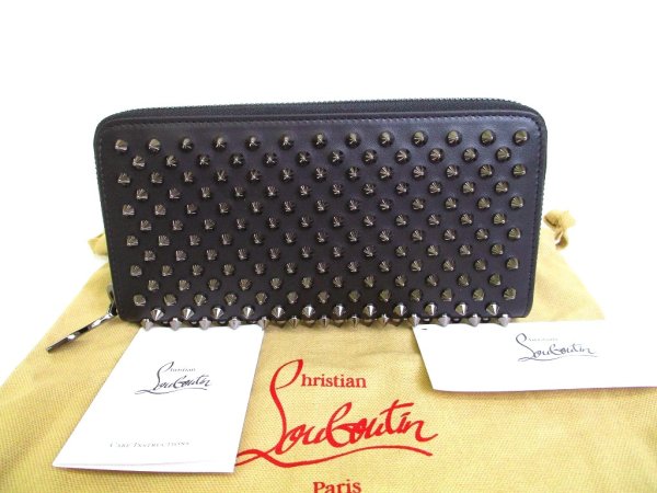 Photo1: Christian Louboutin Panettone Black Leather Spikes Round Zip Wallet #a034