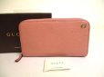 Photo1: GUCCI Interlocking G Gold H/W Dusty Pink Leather Round Zip Wallet #a131 (1)