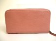 Photo2: GUCCI Interlocking G Gold H/W Dusty Pink Leather Round Zip Wallet #a131 (2)