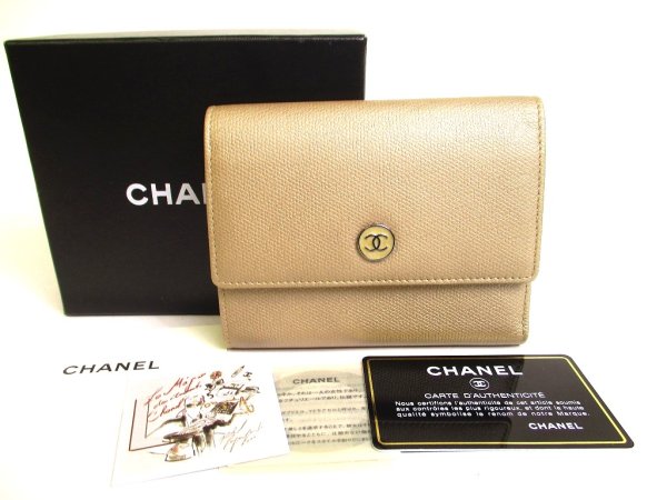 Photo1: CHANEL CC Logo Beige Leather Bifold Flap Wallet Purse #a140