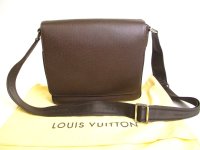 LOUIS VUITTON Taiga Dark Brown Leather Crossbody Bag Loman PM #a149