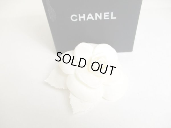 Photo1: CHANEL Camelia White Canvas Corsage Brooch #a320