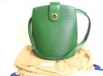 Photo1: LOUIS VUITTON Epi Green Leather Shoulder Bag Crossbody Bag Cluny #a363 (1)