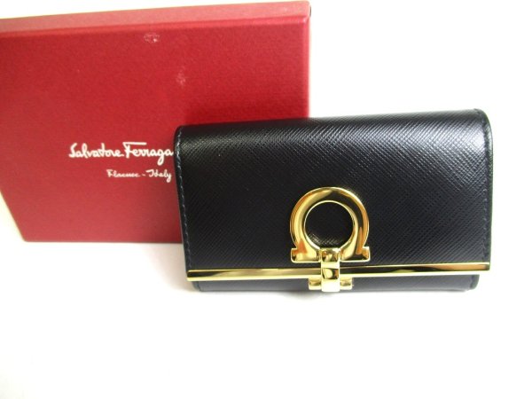 Photo1: Salvatore Ferragamo Gancini Black Leather Gold H/W 6Pics Key Case #a431