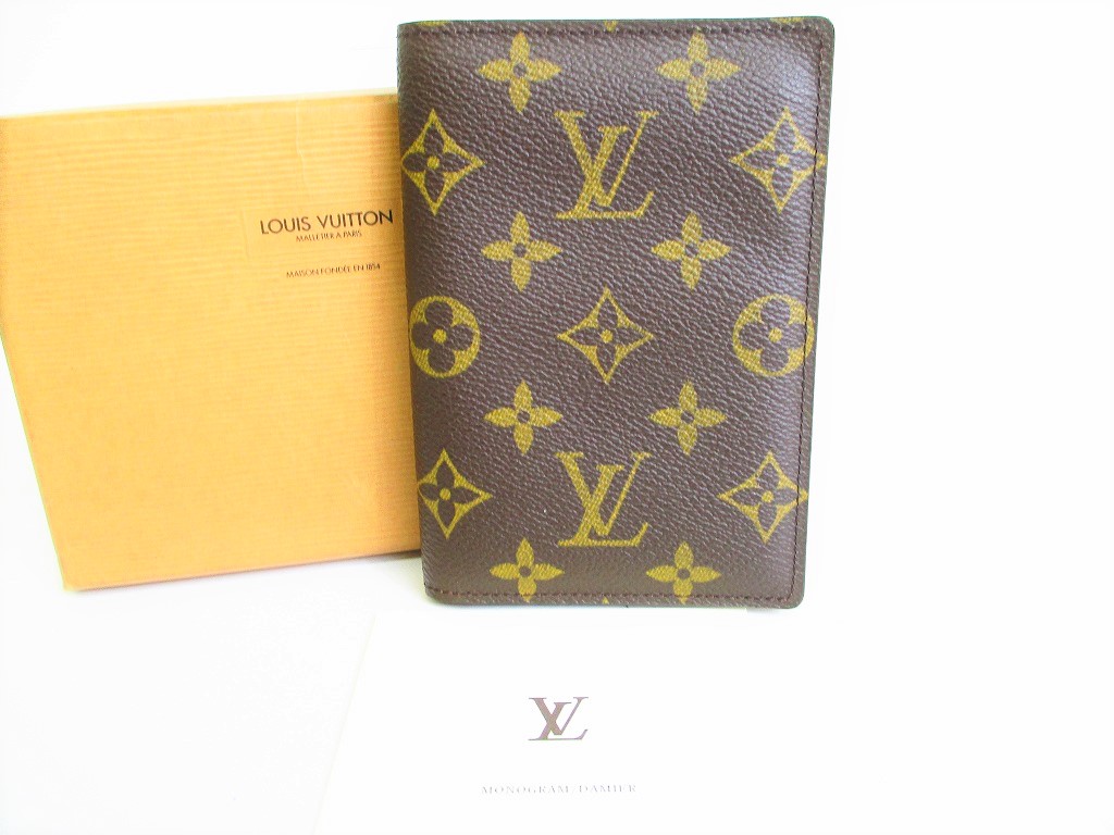 Louis Vuitton LV Unisex Passport Cover Pink Monogram Coated Canvas