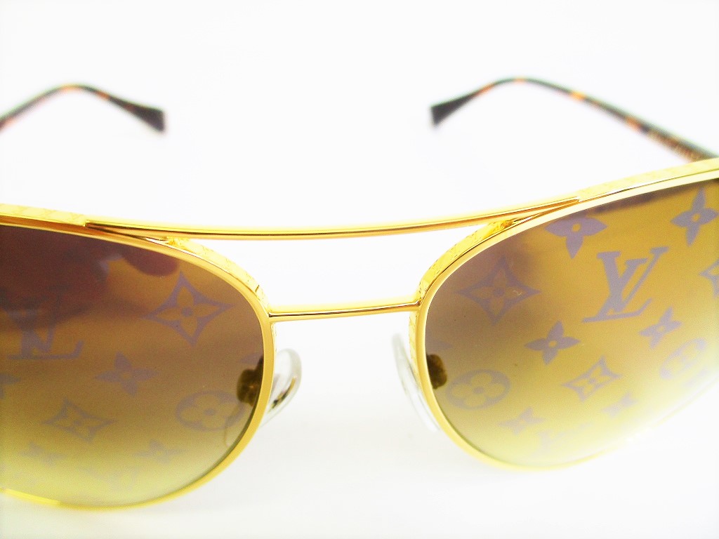 LOUIS VUITTON Monogram Sunglasses Case MM 199314