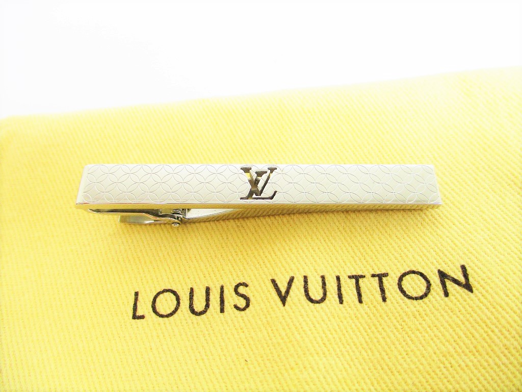 Louis Vuitton Yellow Fashion Brooches & Pins for sale