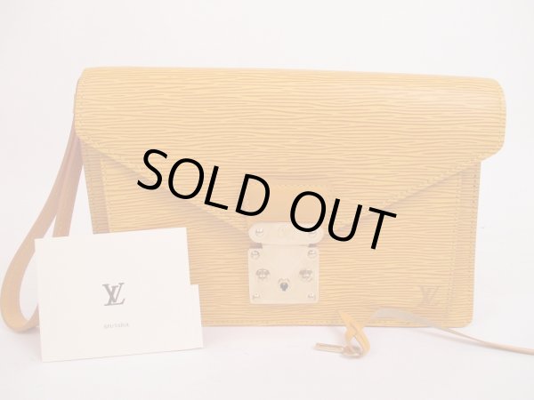 Photo1: LOUIS VUITTON Epi Leather Yellow Clutch Bag Sellier Dragonne #4941