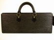 Photo2: LOUIS VUITTON Epi Leather Black Hand Bag Purse Sac Triangle #5051