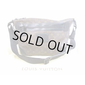 Photo: LOUIS VUITTON Monogram Brown Waterproof Leather Cross-body Bag Messenger #5370