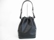 Photo2: LOUIS VUITTON Epi Leather Black Shoulder Bag Purse Noe #5429