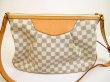 Photo2: LOUIS VUITTON Azur Leather White Messenger&Cross-body Bag Siracusa MM #6023