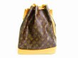 Photo2: LOUIS VUITTON Monogram Leather Brown Shoulder Bag Purse Noe #6765