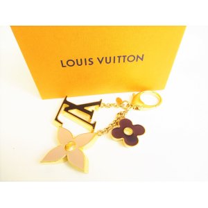 Photo: LOUIS VUITTON Gold Bag Charm Key Holder Sac Fleures du monogram #9163