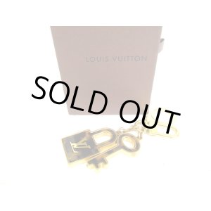 Photo: LOUIS VUITTON Gold Plated Key Holder Bag Charm Porte Cles Confidence #9386