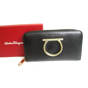 Photo: Salvatore Ferragamo Gancini Black Leather Round Zip Wallet #9637