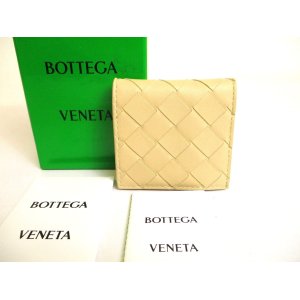 Photo: BOTTEGA VENETA Intrecciato Beige Leather Coin Purse #9870