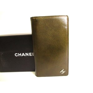 Photo: CHANEL CC Logo Olive Green Patent Leather Bifold Flap Long Wallet #a052