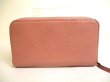 Photo2: GUCCI Interlocking G Gold H/W Dusty Pink Leather Round Zip Wallet #a131