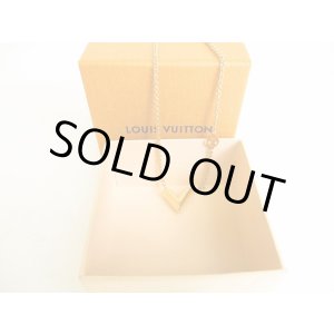 Photo: LOUIS VUITTON Gold Plated Essential V Chain Necklace #a216