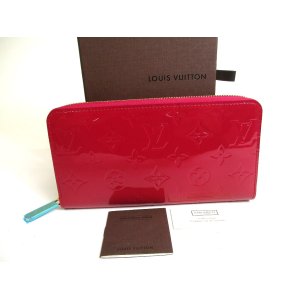 Photo: LOUIS VUITTON Vernis Magenta Patent Leather Round Zip Zippy Wallet #a326