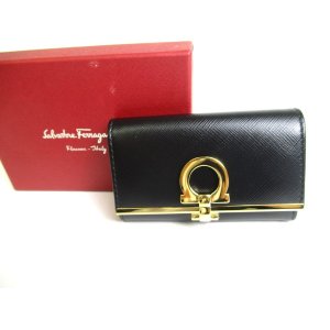 Photo: Salvatore Ferragamo Gancini Black Leather Gold H/W 6Pics Key Case #a431