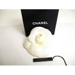 Photo: CHANEL Camelia Pearl White Canvas Corsage Brooch #a481