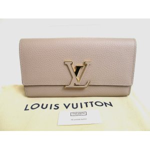 Photo: LOUIS VUITTON Pebble Tourillon Leather Capucines Wallet #a599