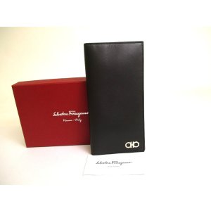 Photo: Salvatore Ferragamo Gancini Black Leather Flap Bill Wallet #a749