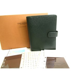 Photo: LOUIS VUITTON Taiga Episea Leather Document Holders Medium Ring Agenda Cover #a826