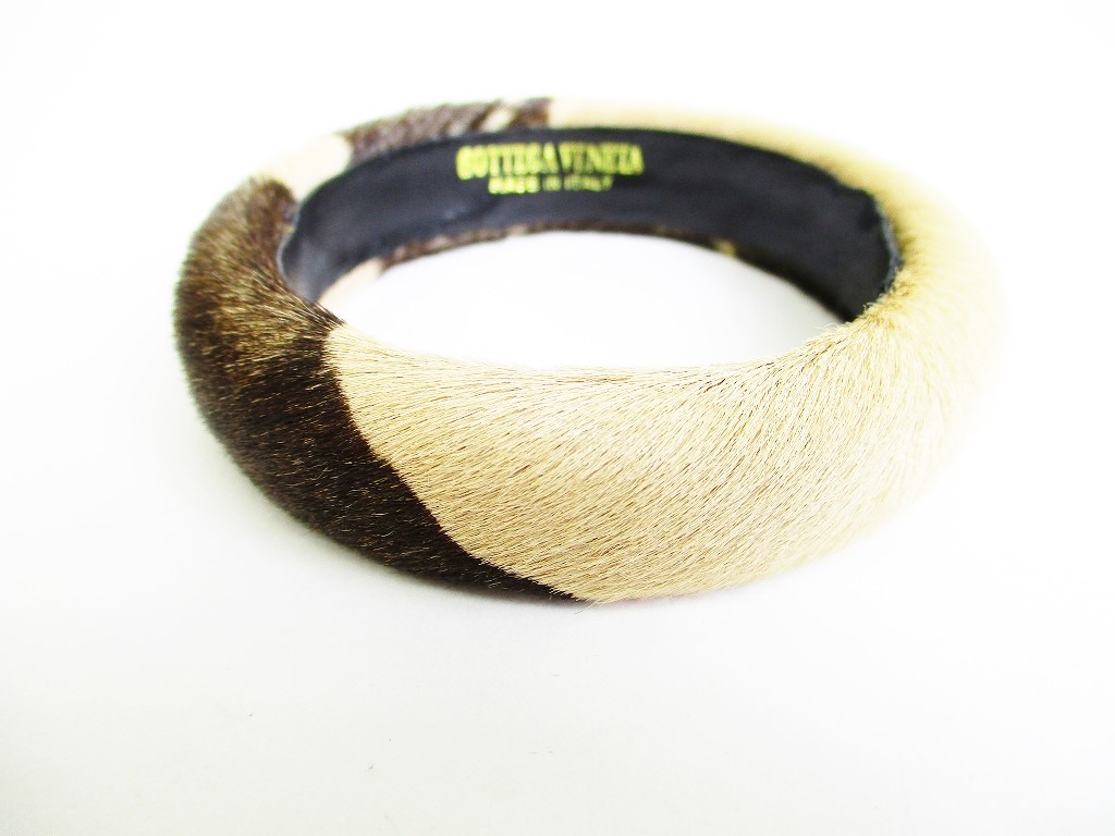 Photo1: BOTTEGA BENETA Brown & Beige Fur Black Leather Bracelet Bangle #7613