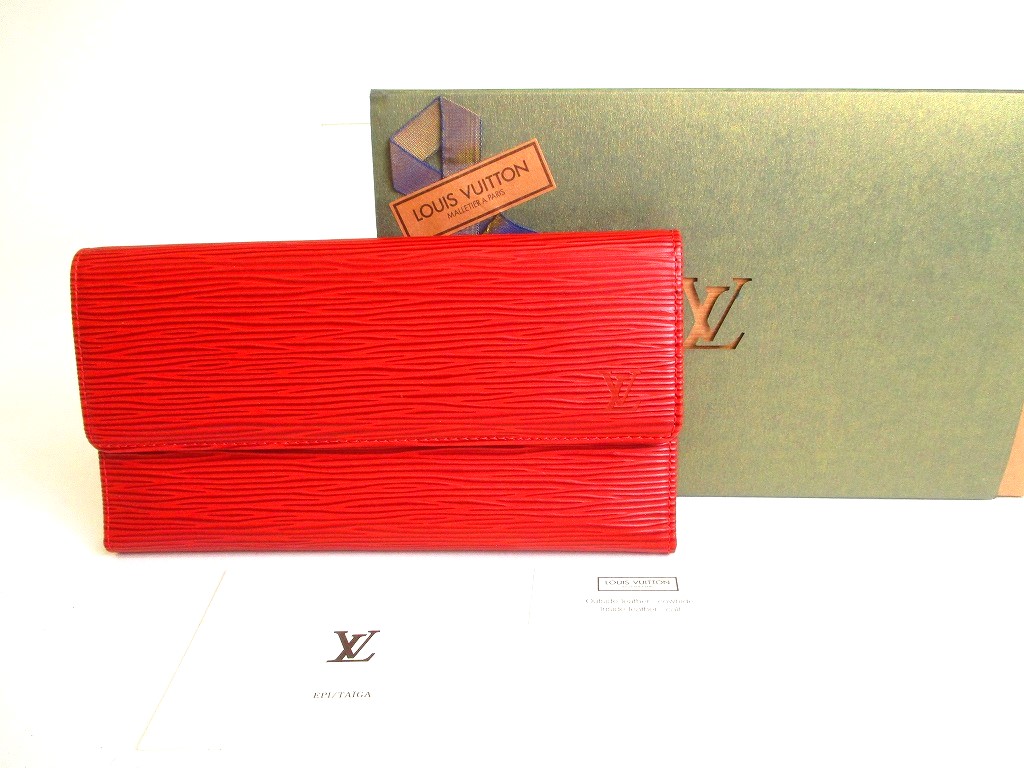 Photo1: LOUIS VUITTON Epi Red Leather Flap Long Wallet International #a113