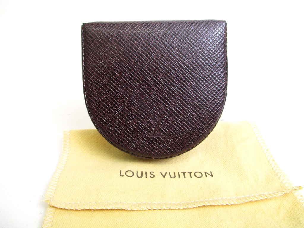 Photo1: LOUIS VUITTON Taiga Bordeaux Leather Coin Purse Porto Monnaie Gousset #a541