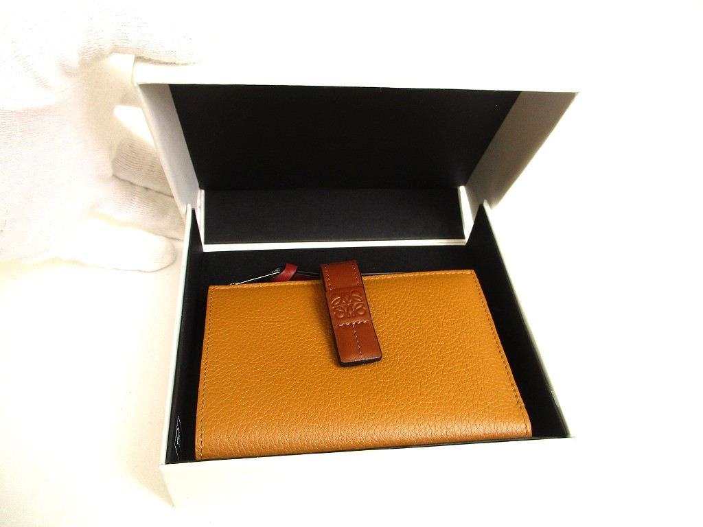Photo12: LOEWE Light Camel Pecan Color Leather Bifold Wallet Compact Wallet #a931